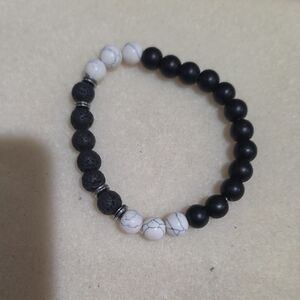 Elegant Black Lava and White Howlite Beaded Bracelet